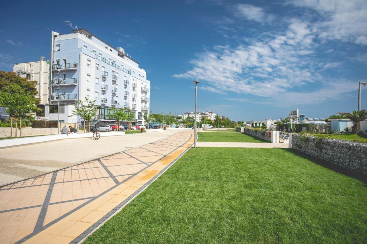 Hotel Baya - In Centro, Sul Mare Milano Marittima Zewnętrze zdjęcie