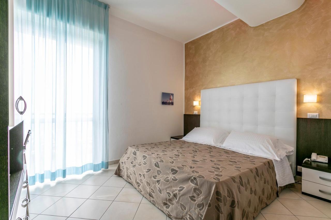Hotel Baya - In Centro, Sul Mare Milano Marittima Zewnętrze zdjęcie