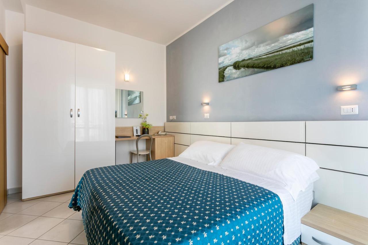 Hotel Baya - In Centro, Sul Mare Milano Marittima Zewnętrze zdjęcie