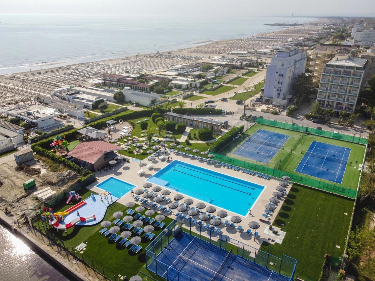 Hotel Baya - In Centro, Sul Mare Milano Marittima Zewnętrze zdjęcie