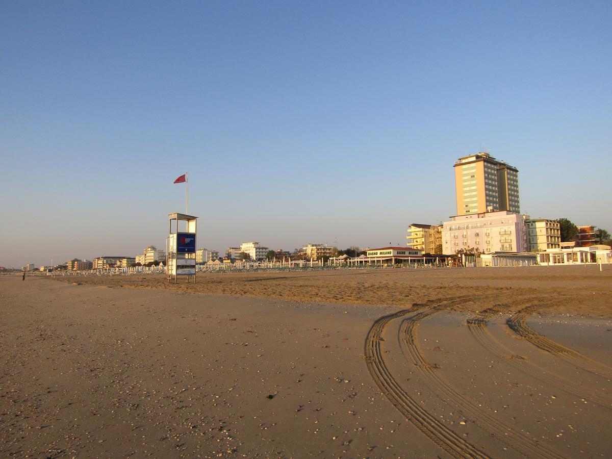 Hotel Baya - In Centro, Sul Mare Milano Marittima Zewnętrze zdjęcie